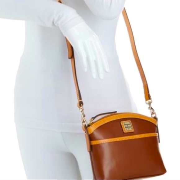 Dooney & Bourke Handbags - Dooney & Bourke Dome Crossbody